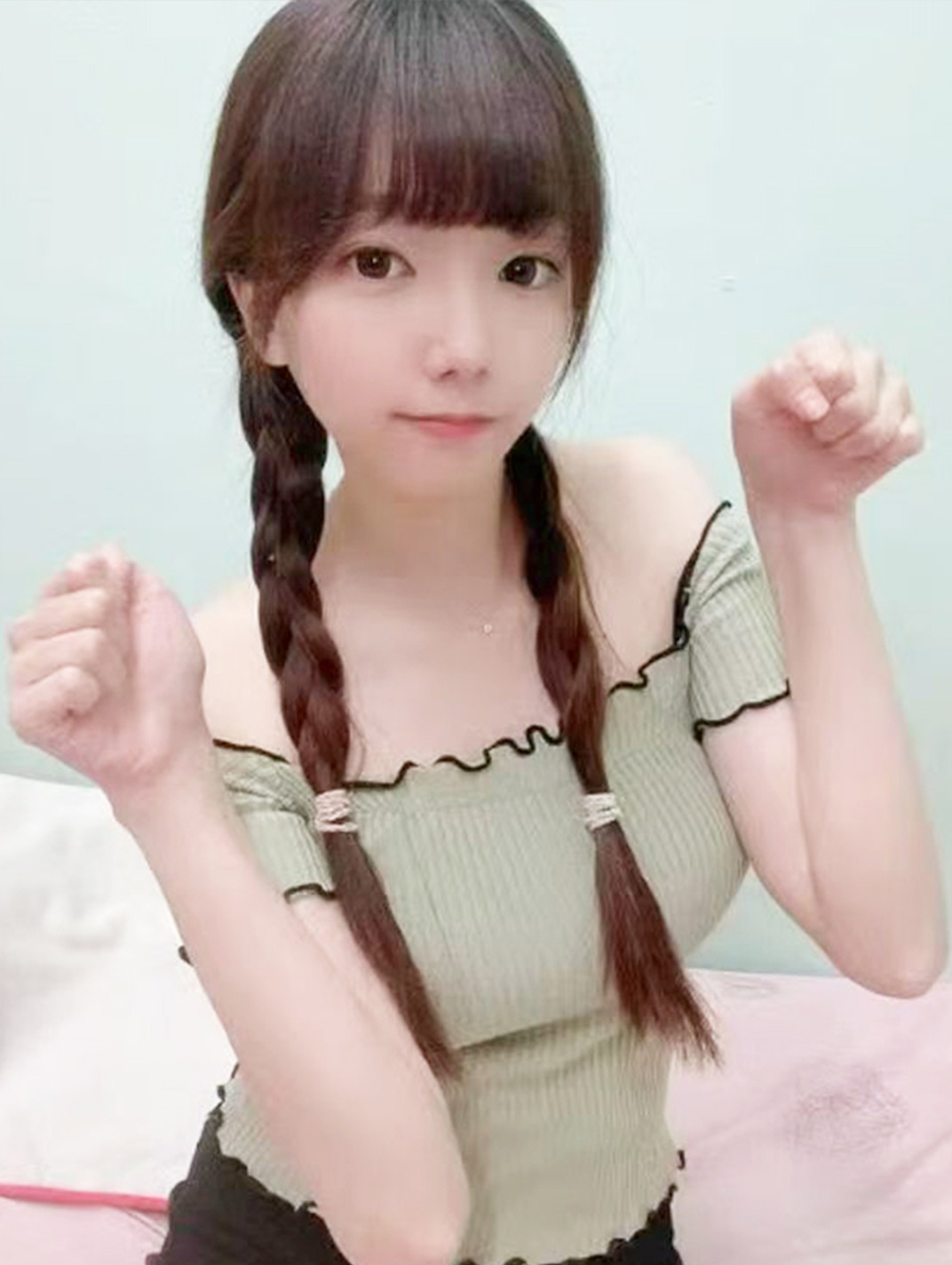 ビビ